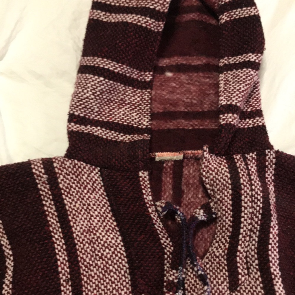 maroon drug rug